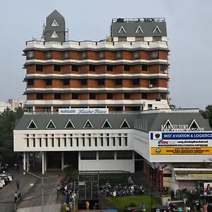 https://malabar-palace.kerala-hotels.net